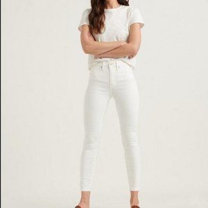 Lucky Brand - White Jeans - Size 30 - Ankle - Great Condition